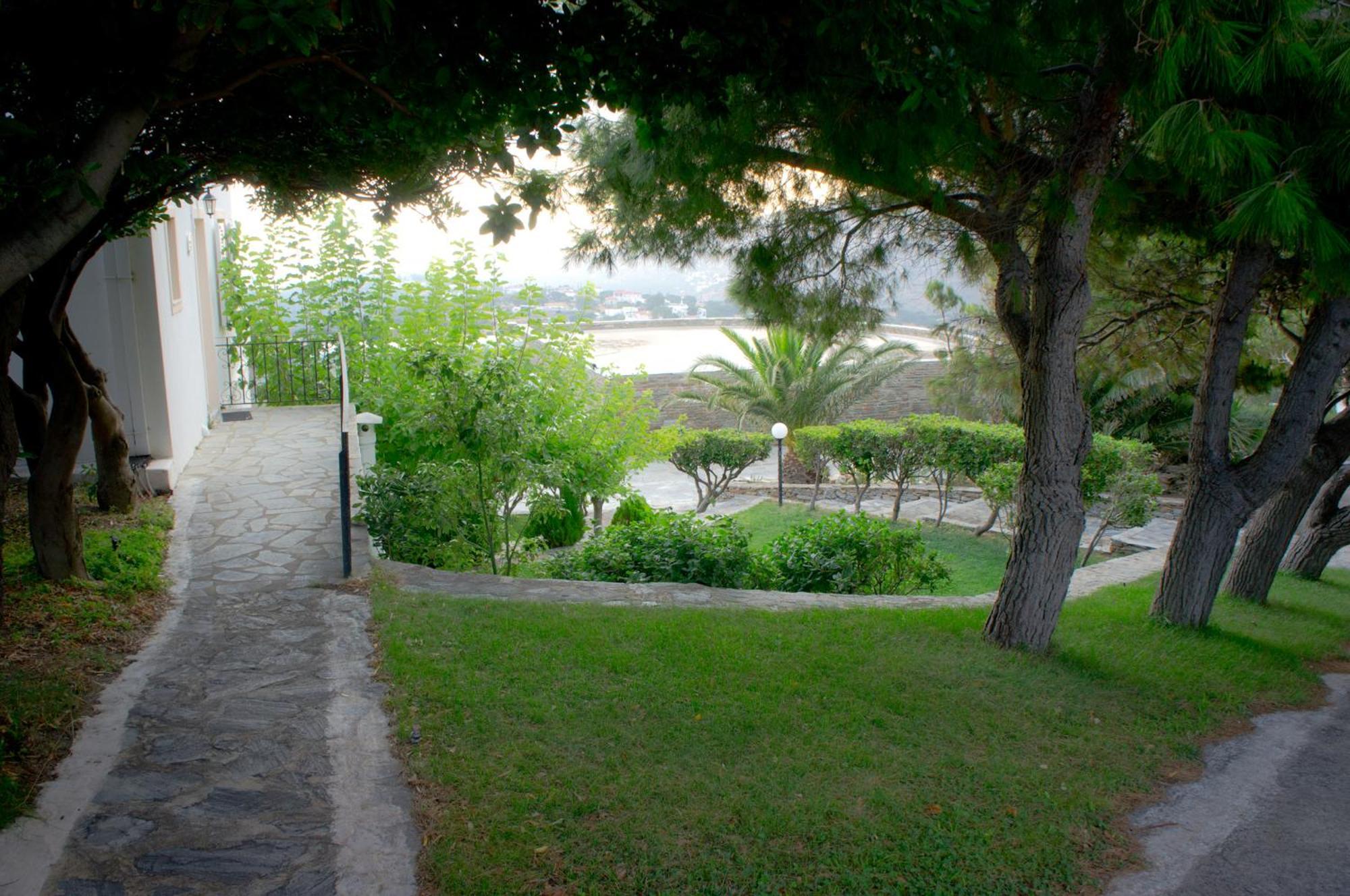 Aiolos Hotel Ménites Buitenkant foto