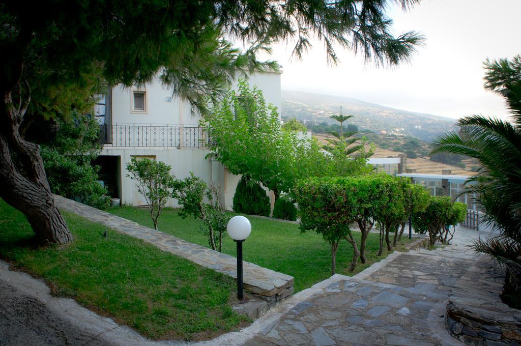Aiolos Hotel Ménites Buitenkant foto