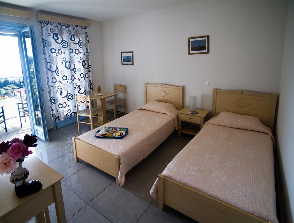Aiolos Hotel Ménites Buitenkant foto