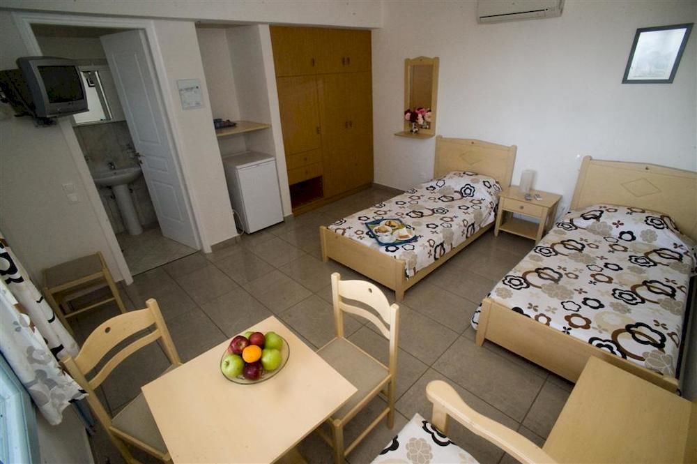 Aiolos Hotel Ménites Buitenkant foto