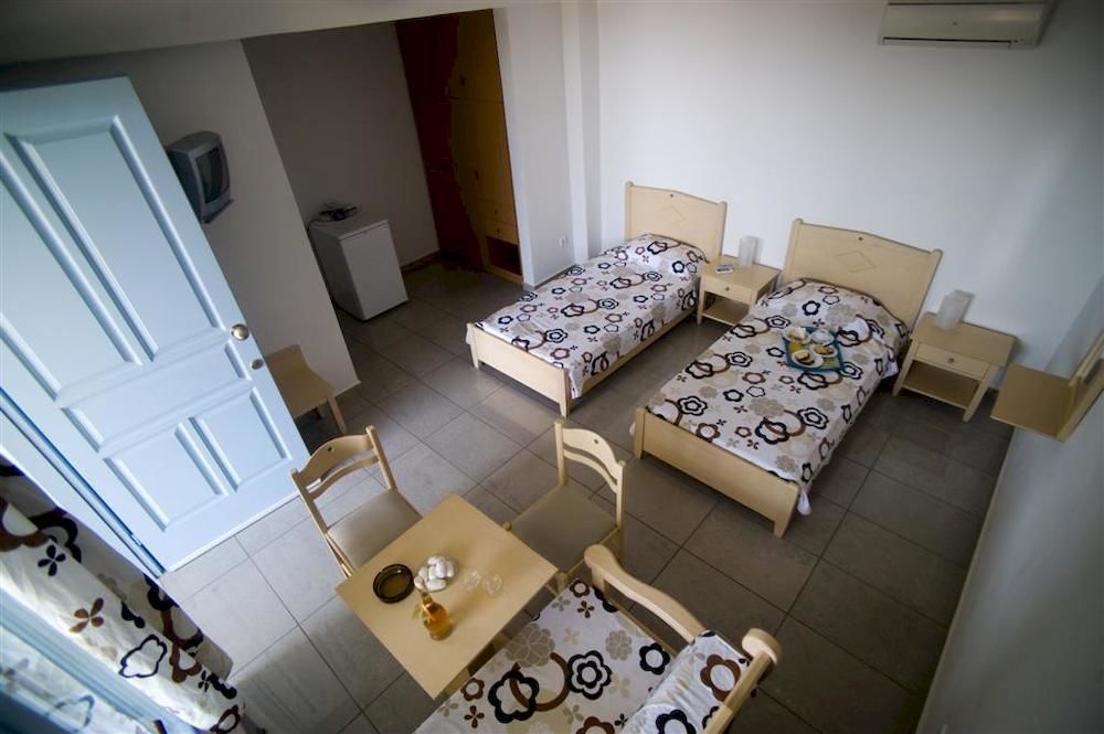 Aiolos Hotel Ménites Buitenkant foto