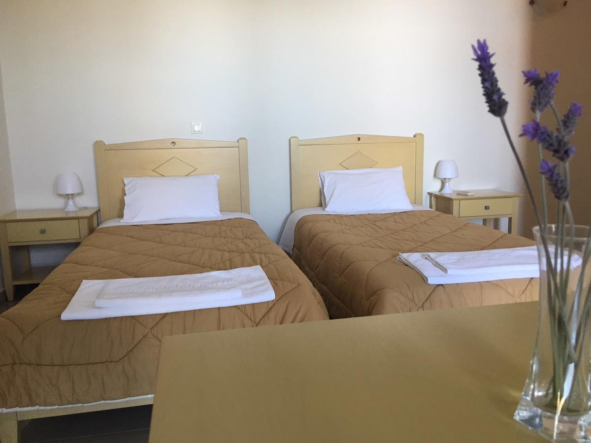 Aiolos Hotel Ménites Buitenkant foto