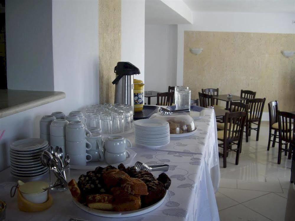 Aiolos Hotel Ménites Buitenkant foto